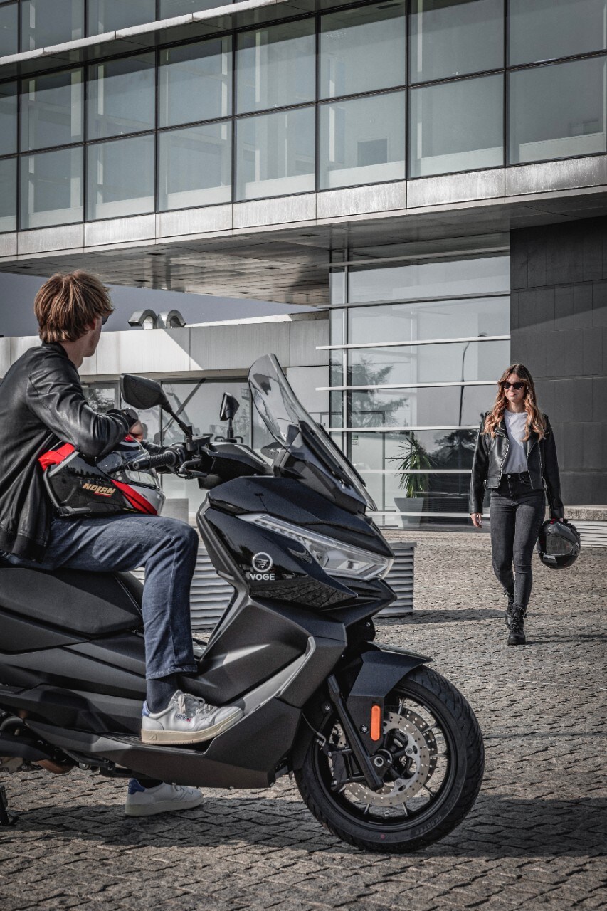 DueruoteTG #152 - Voge Sfida SR4, il premium cinese che fa paura anche ai giapponesi